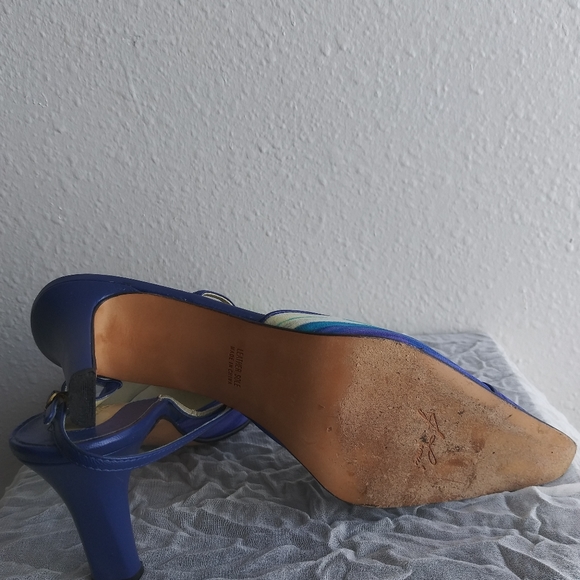 J. RENEE' Leather sole dress heels - Picture 4 of 4